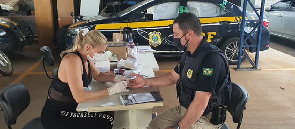 Sindicato realiza testagem de Covid-19 em todas as delegacias da PRF no Paraná