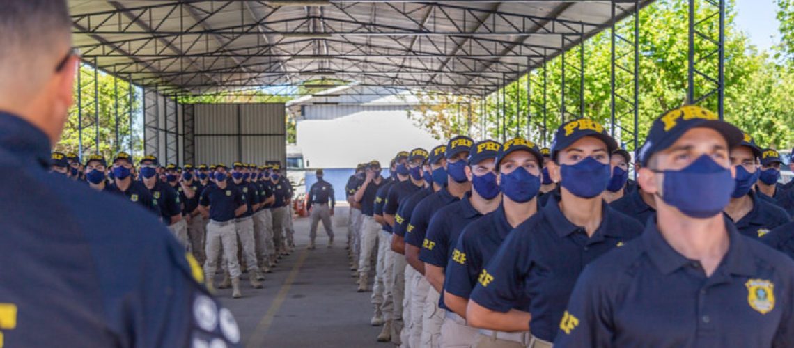 FenaPRF ingressa com ação para suspender cursos de atualização